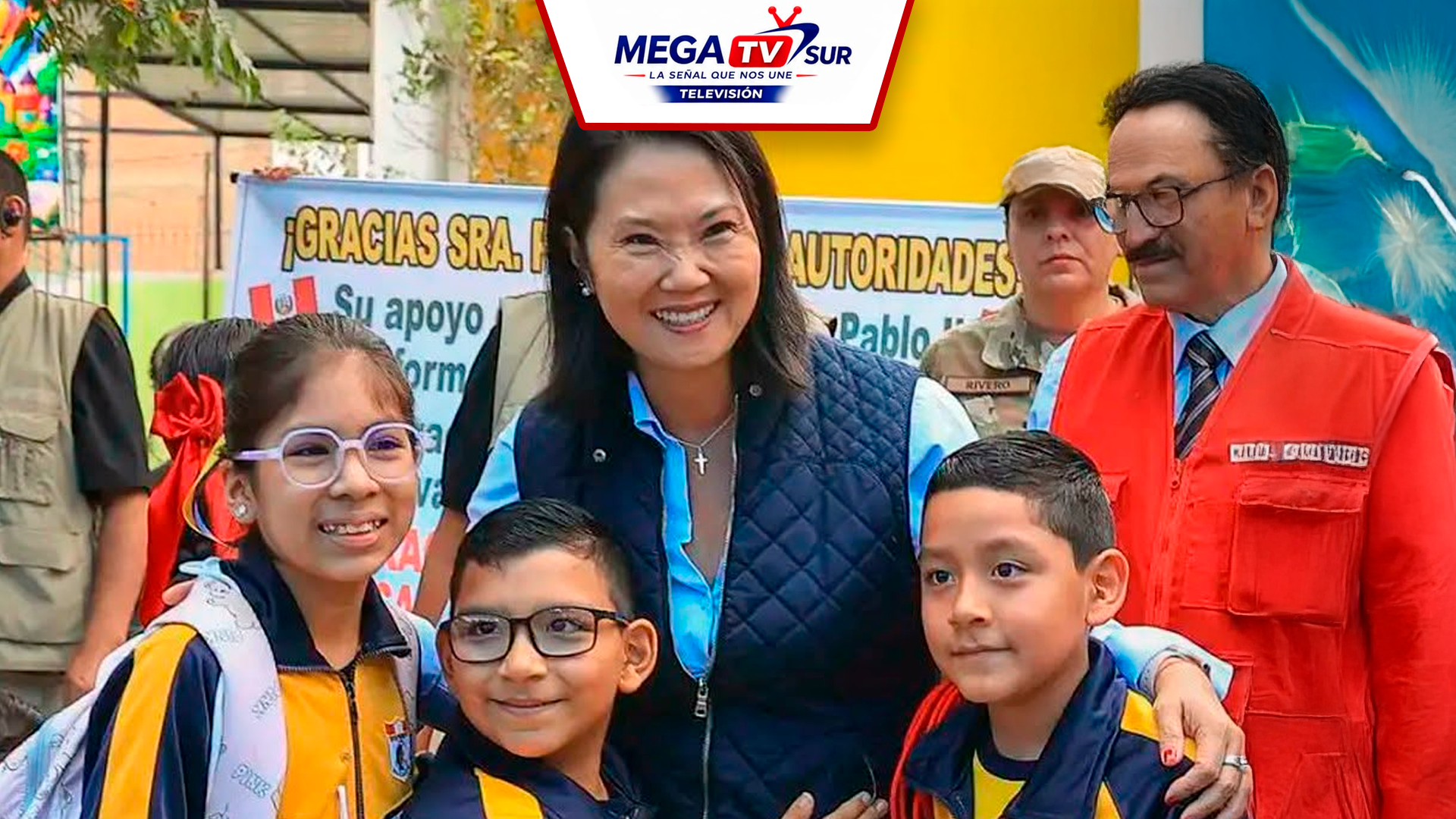 Keiko Fujimori visita colegios tras retorno a clases presenciales